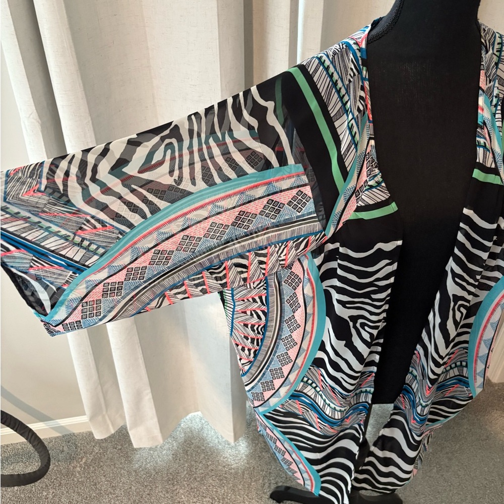 Express Multicolor Patterned Kimono - Picture 2 of 4